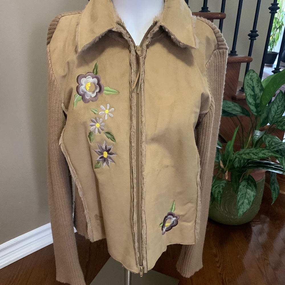 Dex short embroidered jacket